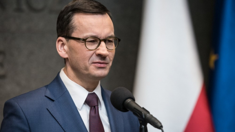 Полският премиер иска оскъпяване на вноса руски газ, за да не страдали спазващите ембаргото