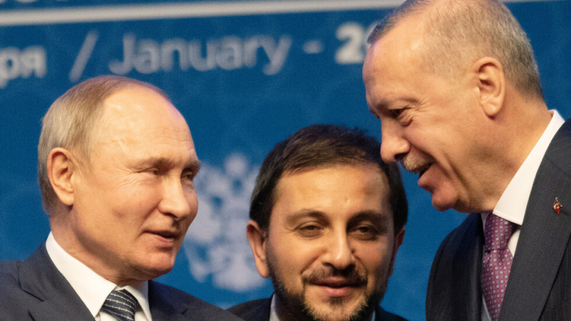 Путин и Ердоган обсъдиха войната 
