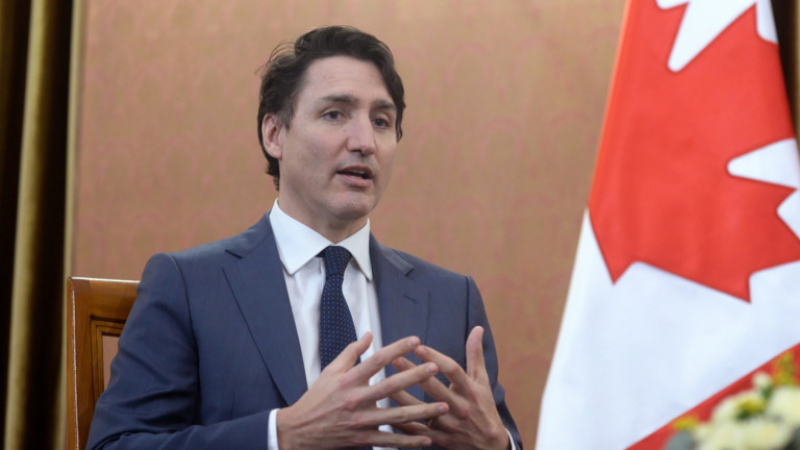 Санкции: Трюдо и още близо 600 канадци със забрана да посещават Русия