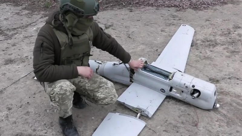 Украински военни свалиха най-новия руски дрон ВИДЕО