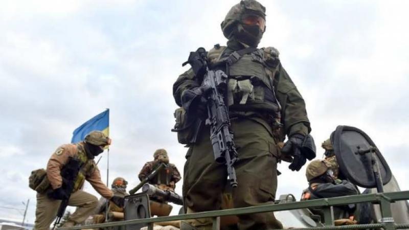 Сводка: Евакуирана от "Азовстал" проговори за генерал-наемник, криещ се в бункер, огромна ракета падна край Днепропетровск