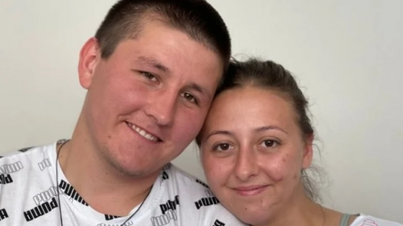 ВИДЕО от войната: 23-г. медсестра, останала без крака заради мина, се омъжи в Лвов