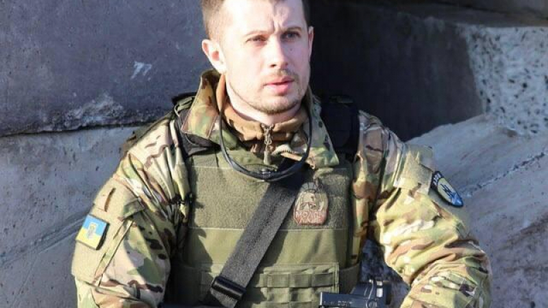 Основателят на "Азов" изненадващо обяви, че бойците му още са в катакомбите с оръжие в ръка ВИДЕО