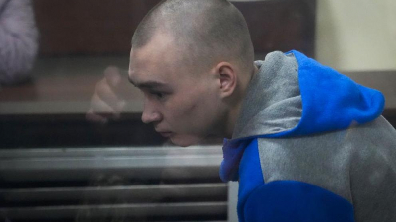 Руският войник, изправен пред украински съд, поиска... 