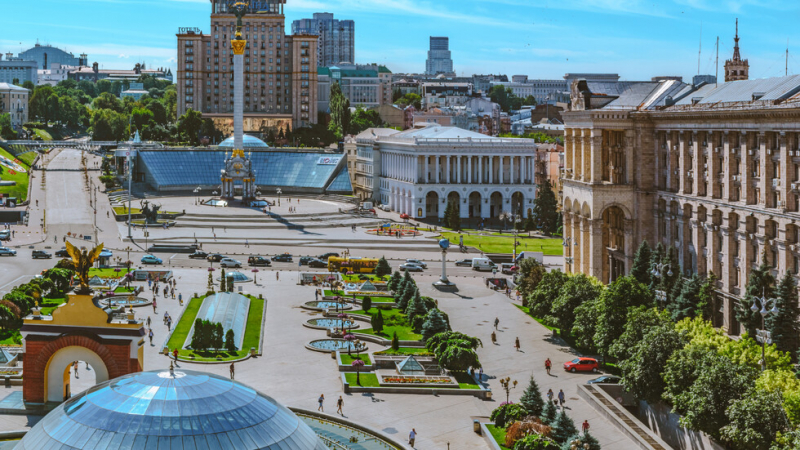 Киев призна какви тлъсти пачки е получил от Запада от началото на годината 
