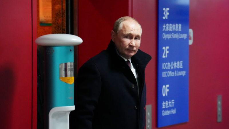 Експертите на Путин разработват санитарен щит, който да защити руснаците от биологични заплахи