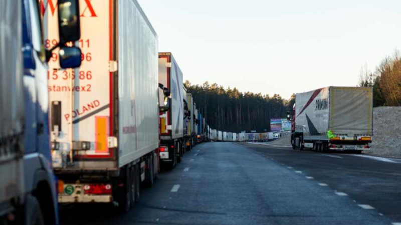 Украинци пребиха шофьор на камион на границата на Литва и Беларус
