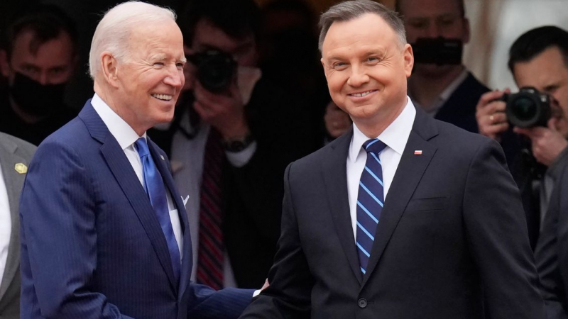 Полски медии: САЩ ще имат постоянна военна база в Полша