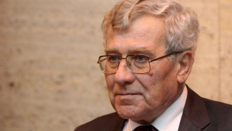 Почина бившият председател на Конституционния съд проф. д-р Димитър Токушев
