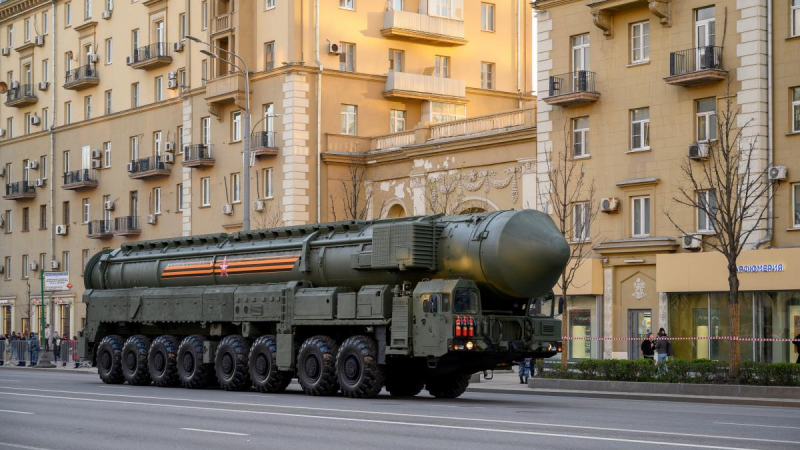 УНИАН:Русия провежда учения с ядрени комплекси!