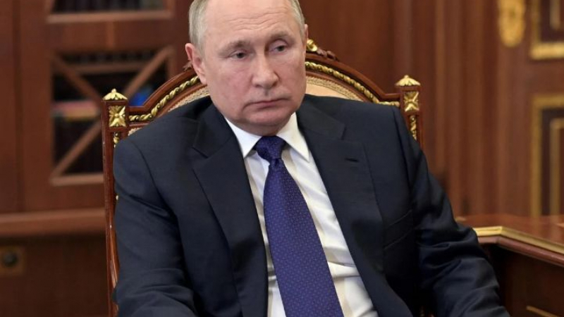 Високопоставен ръководител от Кремъл предал Путин и потърсил западни дипломати и разузнавачи, за да...