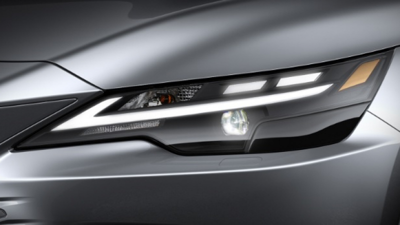 Новото поколение на Lexus RX удивлява с дизайна си СНИМКИ