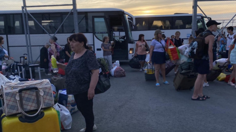 Mестят украинските бежанци в курорти, ето как ще ги гощават ВИДЕО