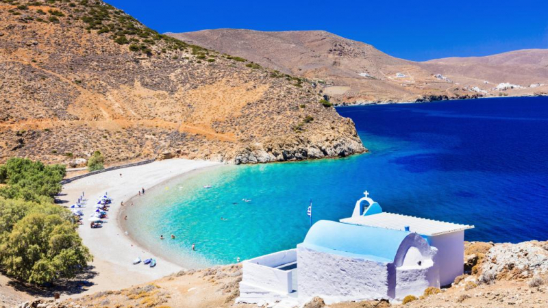 5 скрити плажа-съкровища в Гърция, където ще избягате от лудницата СНИМКИ