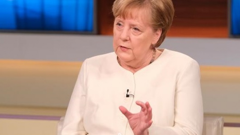 Меркел обясни защо навремето е била против приемането на Украйна в НАТО