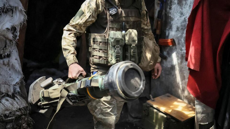 Западни оръжия от Украйна се появиха в даркнета с опция "доставка до дома" СНИМКИ