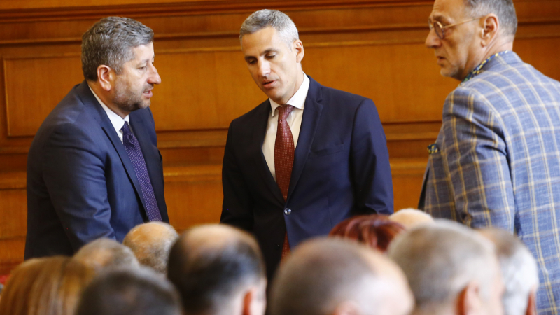 Христо Иванов обяви ще подкрепят ли от ДБ вота на недоверие на ГЕРБ