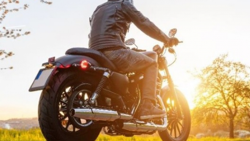 Кои са 5-те най-рискови и опасни ситуации при карането на мотоциклет