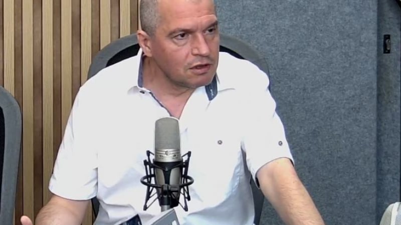 Тошко Йорданов обърна палачинката, издаде какво гнусно нещо трябва да направи с Петков