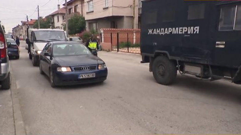 Мащабна полицейска операция в Самоков, ето какво се случва!