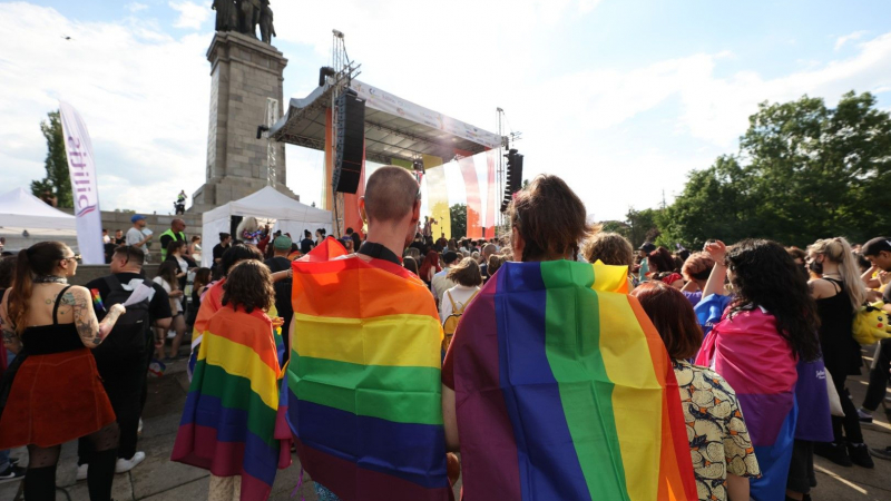Светият синод скочи срещу гей парада в София и джендърската идеология