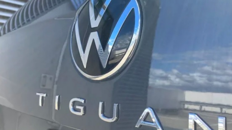 Първи шпионски СНИМКИ на очаквания нов Volkswagen Tiguan СНИМКИ