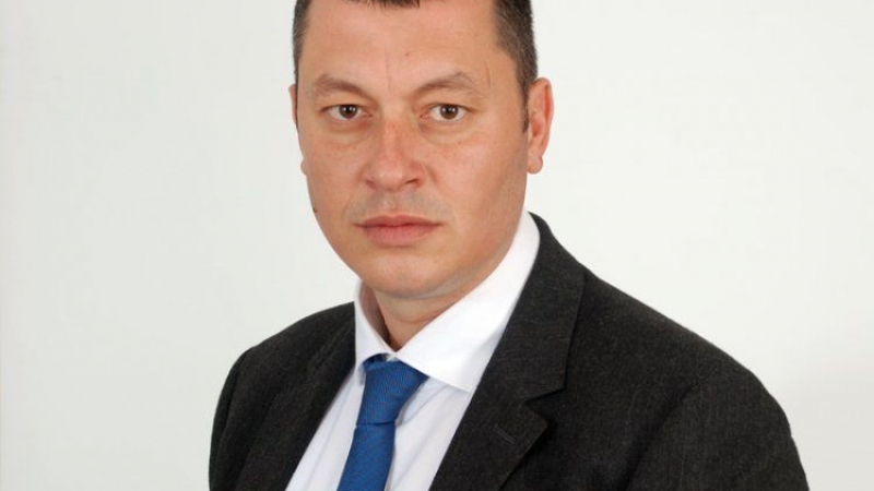 Стефан Бурджев: Радев и Йотова са настървени към управлението и единодушни с ГЕРБ и ДПС