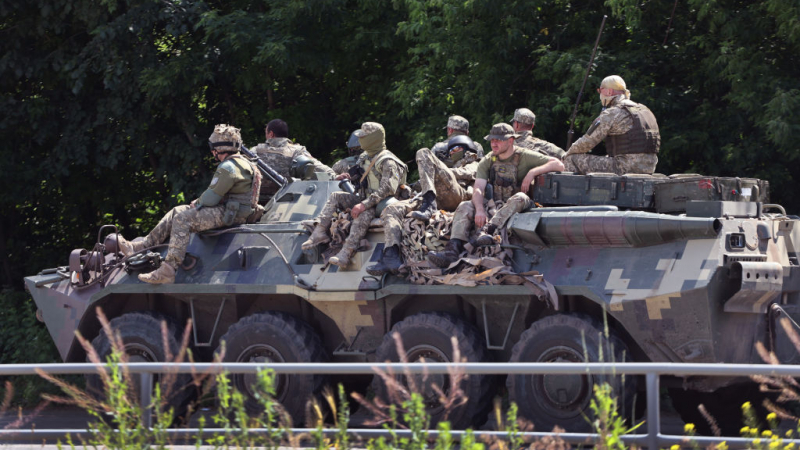Борел разкри колко украински войници се обучават на територията на Европейския съюз
