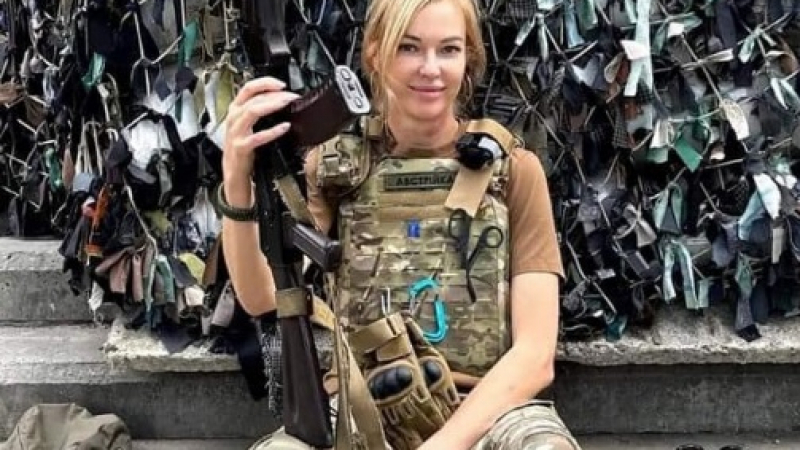 Кошмарен фронтови инцидент погуби прочута украинска военна лекарка   СНИМКИ