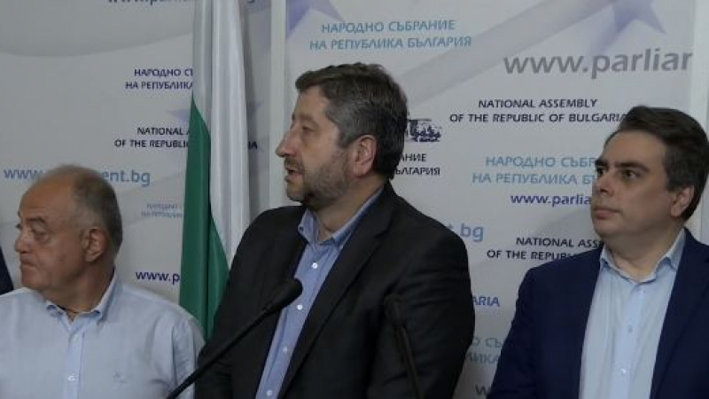 Христо Иванов заговори за червените линии между ДБ и ПП за ново правителство