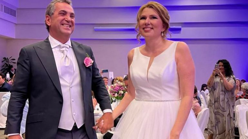 Майката на убиеца на Милен Цветков се омъжи за италиански богаташ и вдигна пищна сватба СНИМКИ