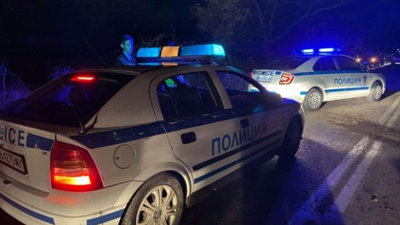 Извънредно в БЛИЦ! Невиждан екшън по тъмна доба в София, полицаи преследват... 