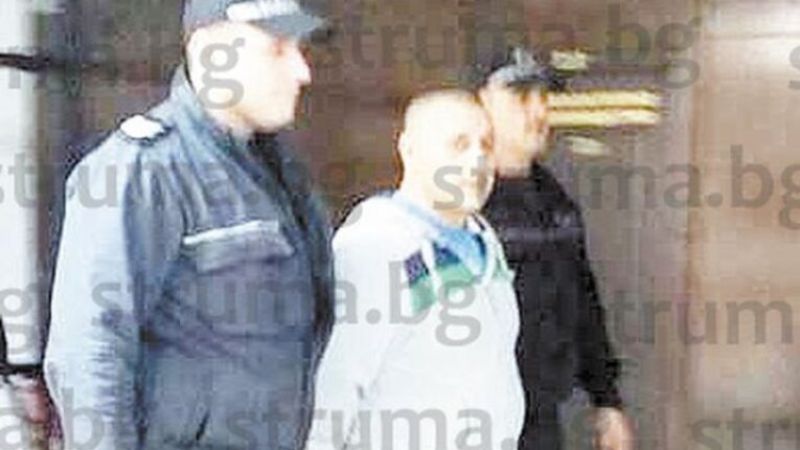 Мишката продава от ареста имението си в Благоевград срещу 650 000 лева СНИМКИ