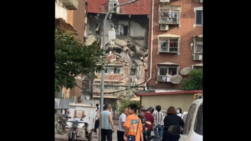 Инцидент: Експлозия разруши 6-етажна жилищна сграда в Китай ВИДЕО
