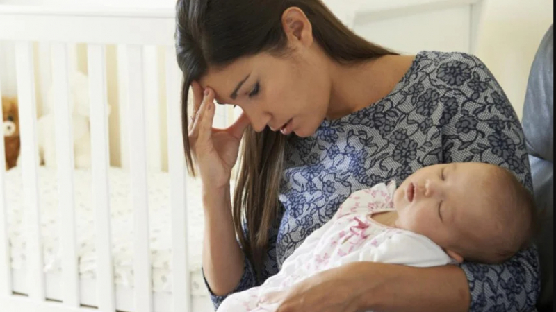 Всяка бъдеща майка трябва да знае тези 4 практики за прогонване на следродилната депресия