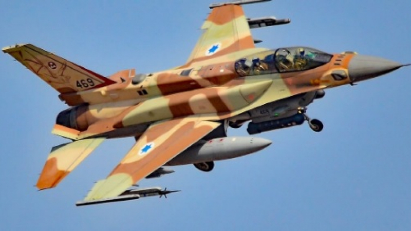 Израелски бойни самолети са били обстрелвани от руска ПВО