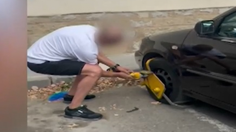 Скандално ВИДЕО: Врачанин реже с флекс скобата на колата си и псува наред 