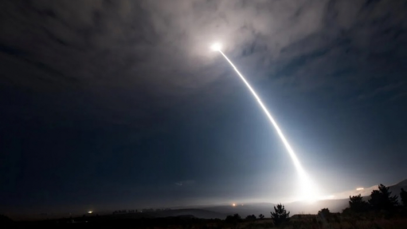 САЩ отложиха теста на балистична ракета поради китайската военна активност 