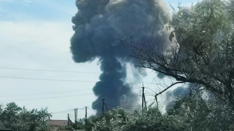 Киев си призна за експлозиите на военното летище в Крим, ракета взриви склад със снаряди за HIMARS