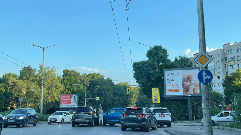 Първо в БЛИЦ! Адско меле до Южния парк в София ВИДЕО