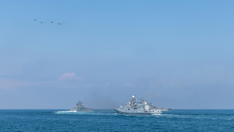Извънредна новина за руските кораби в българската икономическа зона