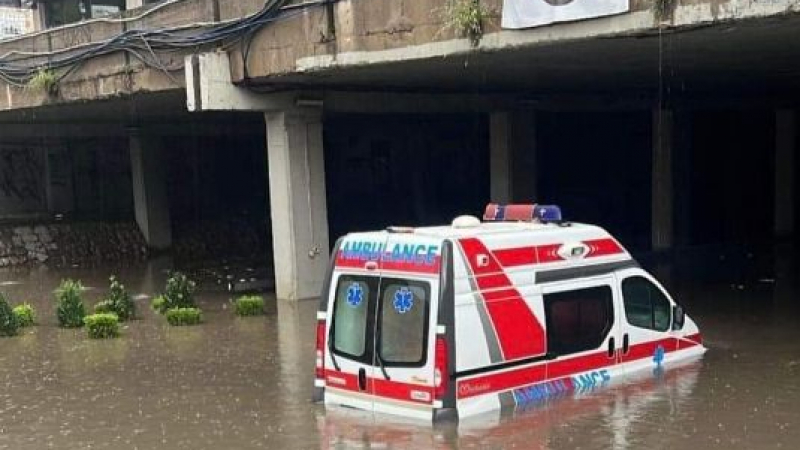 Апокалипсис! Скопие е под вода ВИДЕО