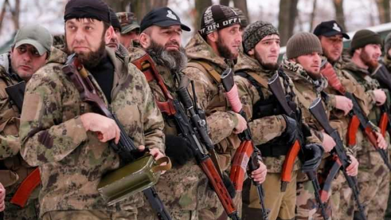ВИДЕО от войната: Нови чеченски спецчасти поеха към Украйна