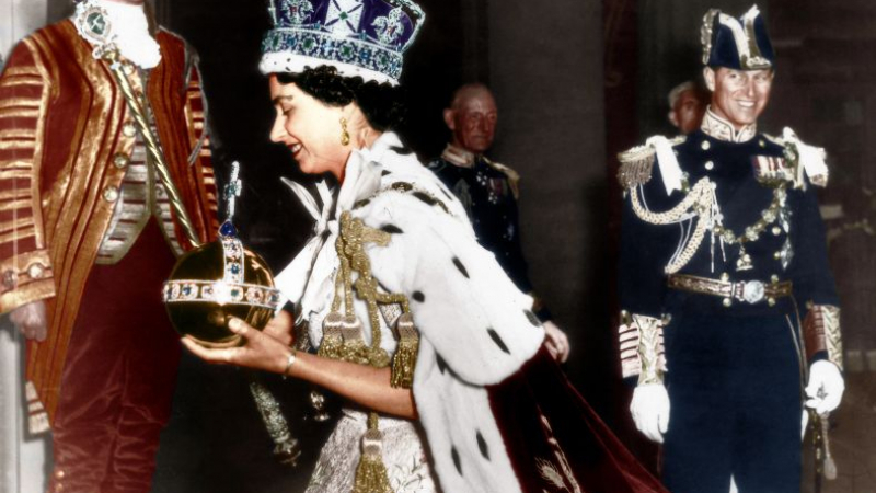 Историята на покойната кралица: От Елизабет Александра Мери до Нейно Величество