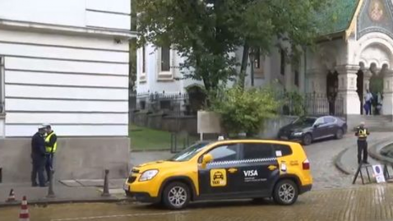 Очевидец със зловещ разказ за пометените от такси жени на жълтите павета