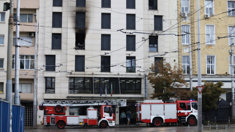 Шефът на пожарната огласи важни детайли около огнения ад в хотела