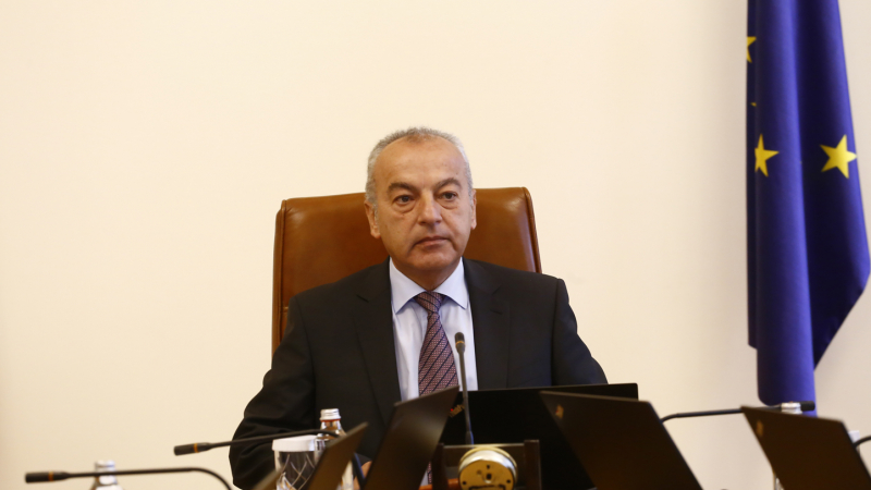 Служебният премиер с важно изявление за кабинета "Габровски"