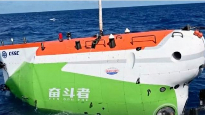 Пробив: Първи съвместни дейности на две китайски пилотирани дълбоководни подводници