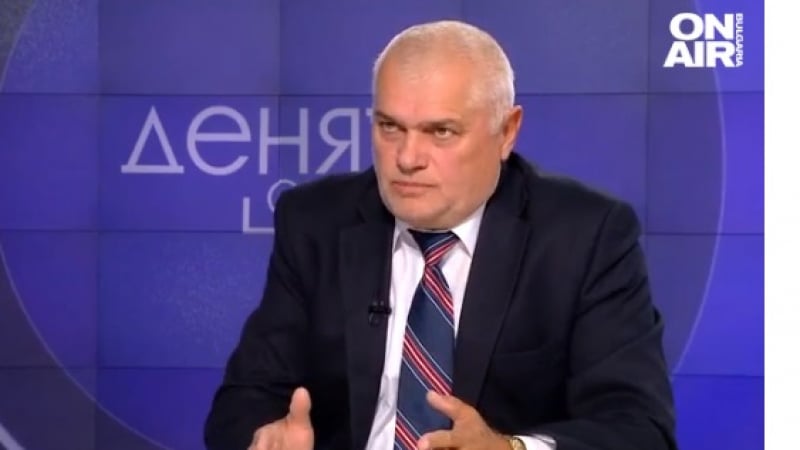 Валентин Радев: Продаваме оръжие на Украйна, но на загуба!