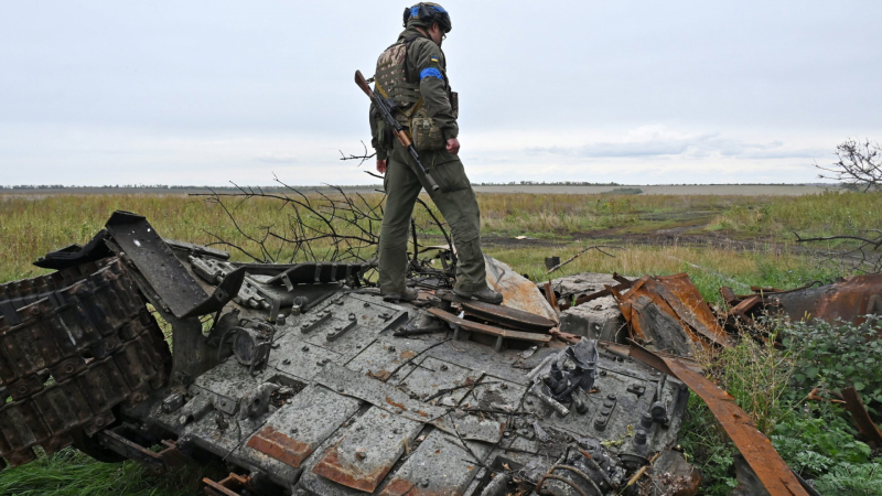 US полковник: Украинските загуби достигнаха ужасяващи размери, а Москва изобщо не бърза